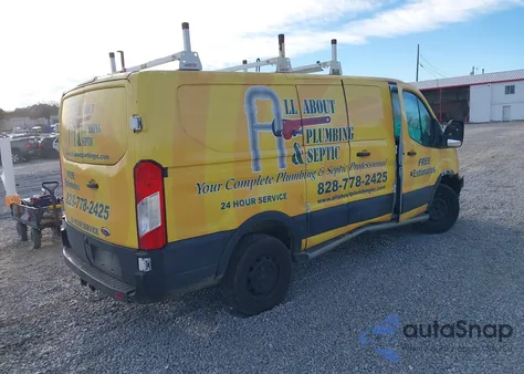 2019 Ford Transit-250 z USA, uszkodzony, nr VIN 1FTYR1ZM2KKB50235